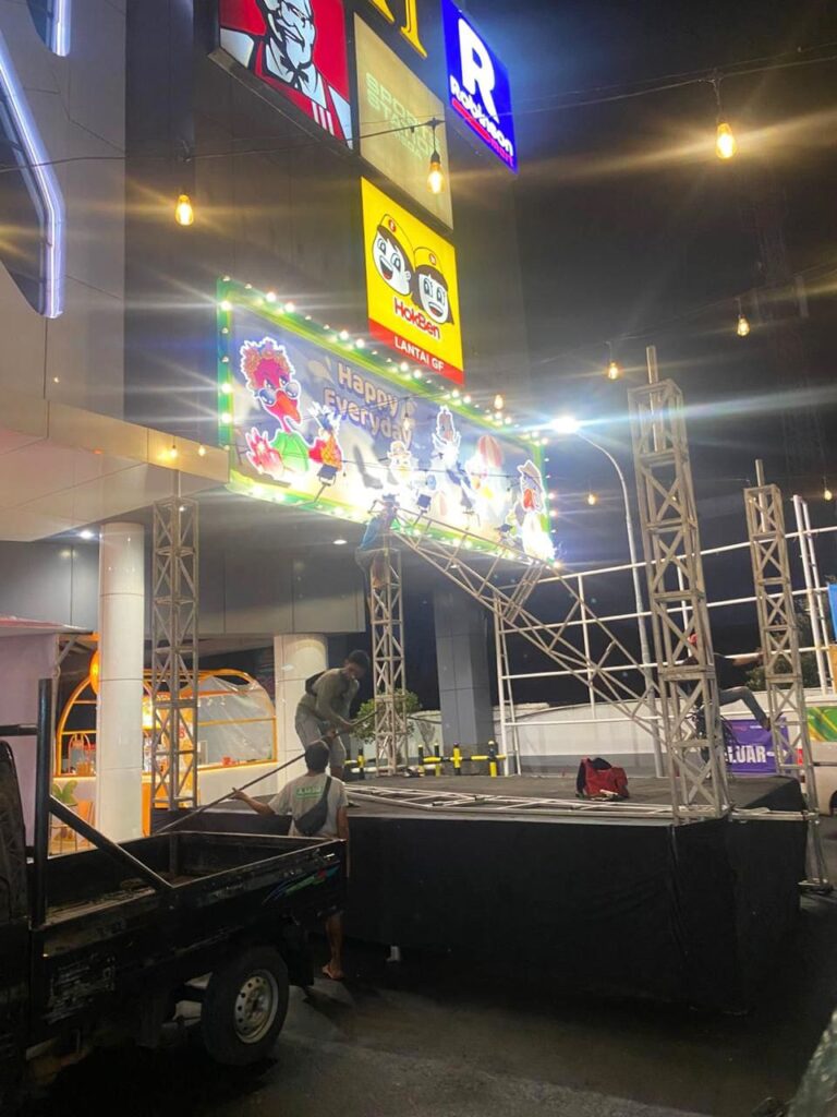 Aesthetic Pop Up Tropikana Waterpark Ciplaz Depok_2
